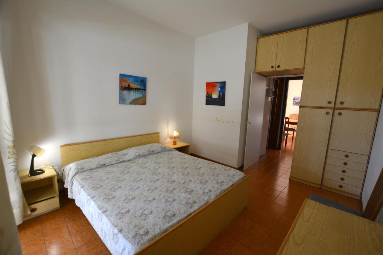 Lignano With Pool Apartment Lignano Sabbiadoro Exterior photo